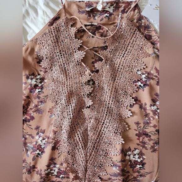 Designer tank - Picture 2 of 4